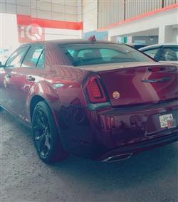 کرایسلەر 300